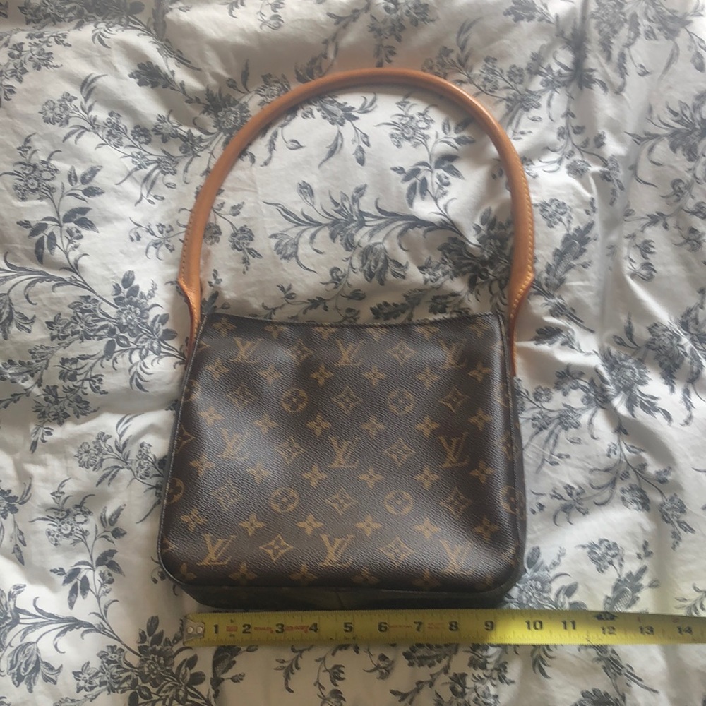 Authentic Vintage Louis Vuitton Handbag - Picture 6 of 6